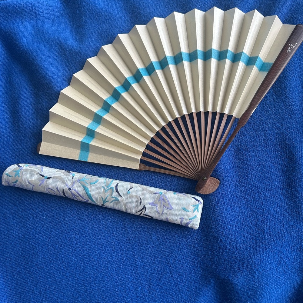 Emilio Pucci Beige and Blue Hand Fan